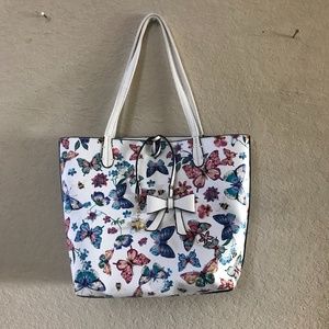 Imoshion Butterfly purse NWOT